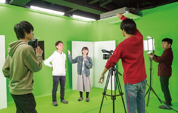 プロ仕様の環境で本格的な作品制作に挑める